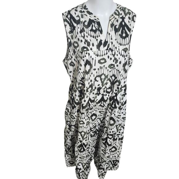 Chico's (16) Green & White Ikat Tiered V-Neck Maxi Dress W/ Pockets - Picture 2 of 9